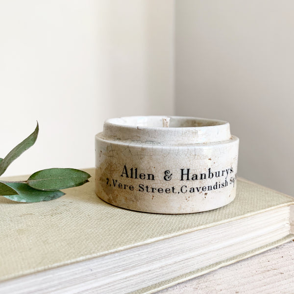 Allen & Hanburys Vintage Dispensing Pot Candle in Black Tea & Jasmine