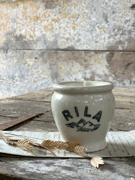Victorian Rila Jar Candle in Seasalt and Woodsage