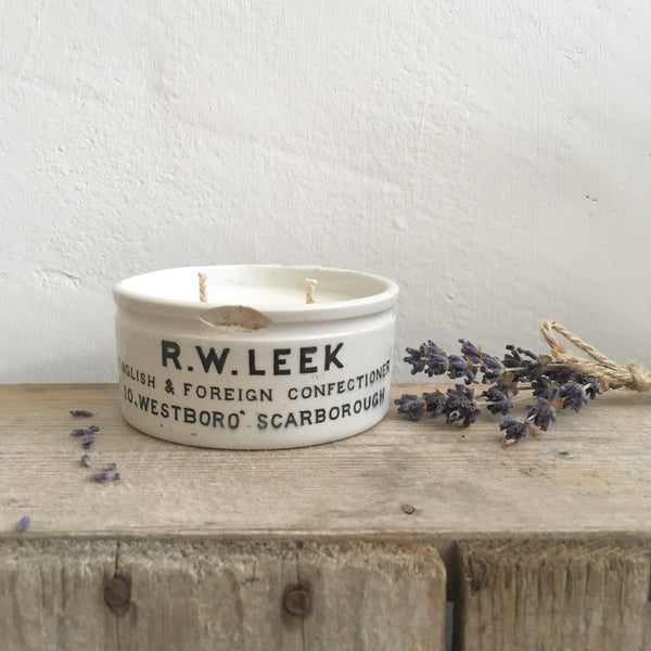 Small Vintage R W Leek Pot Candle in Lavender & Sea Salt