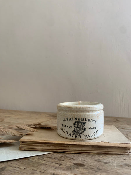 Vintage J Sainsburys Pot Candle in Green Tomato Leaf