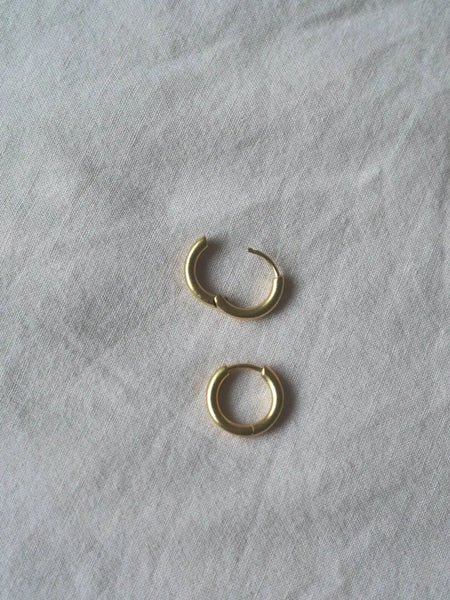 Pansy Flower Gold Charm Earrings