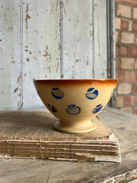 Blue Spot Rustic Cafe Au Lait