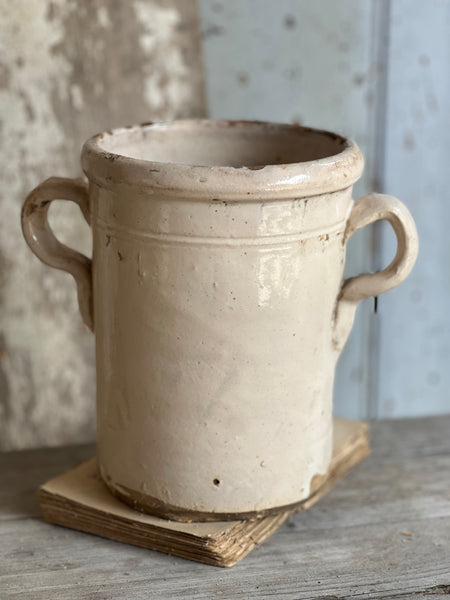 Ancient medium Italian Confit