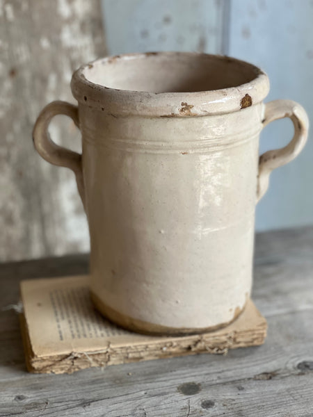 Ancient medium Italian Confit