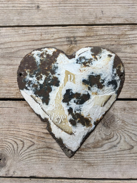Incredible Ristic Vintage French Rustic Memorial Heart