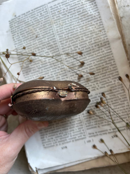 Sweet Vintage Heart