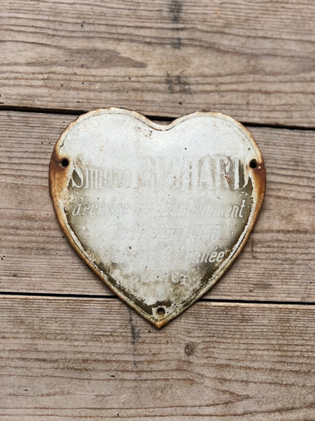 Vintage French Rustic Memorial Heart