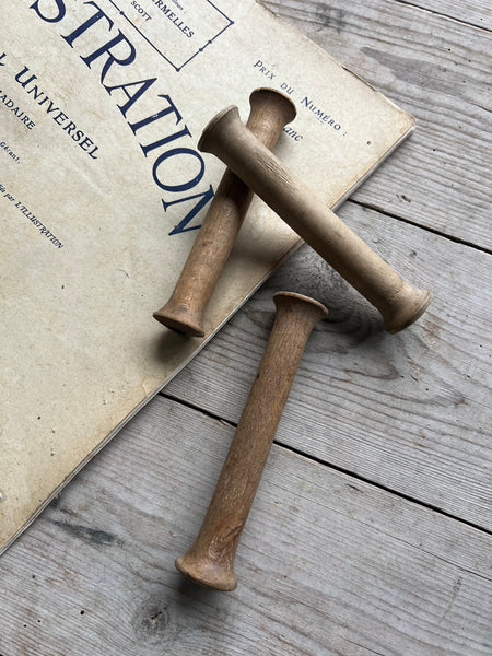 Small Vintage Bobbins