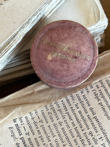 Sweet French Vintage Rouge