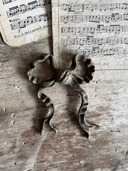 Sweet Vintage Brass Bow