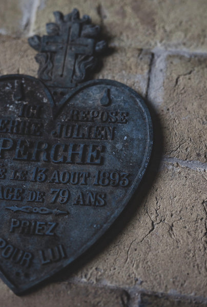1893 Vintage French Rustic Memorial Heart