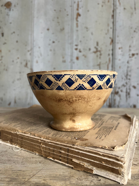 Large Buttery Stencilled Rustic Cafe Au Lait