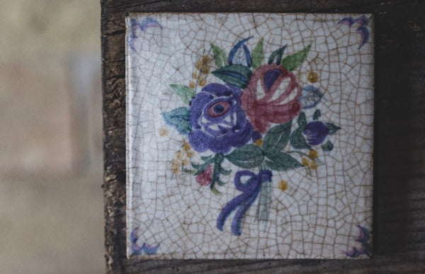 Sweet Vintage Floral Tile