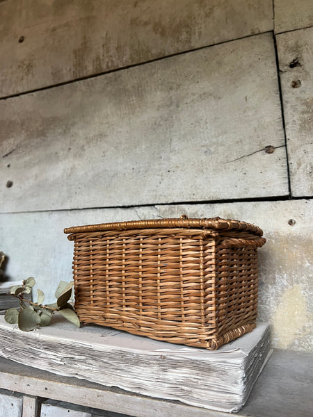 Small Lidded Vintage Basket