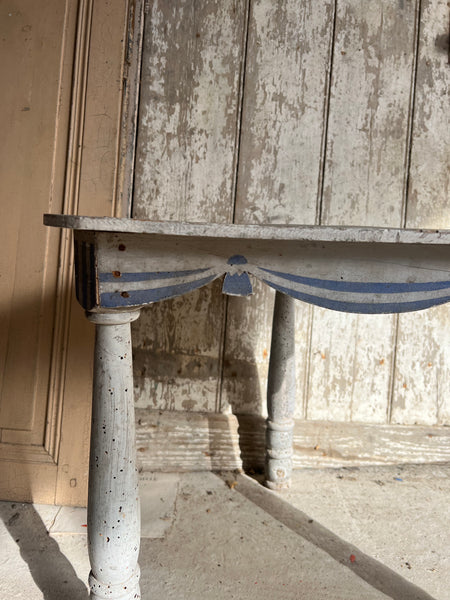 Decorative Antique Table