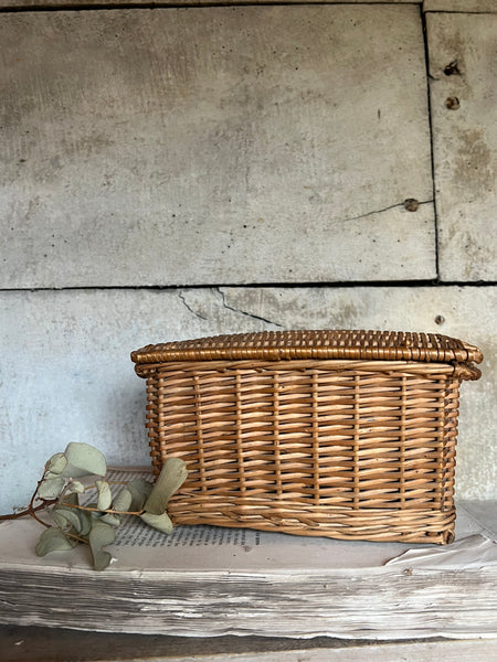 Small Lidded Vintage Basket