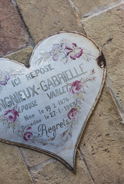 Large Decorative Rustic French Memorial Heart