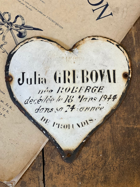 Vintage French Rustic Memorial Heart