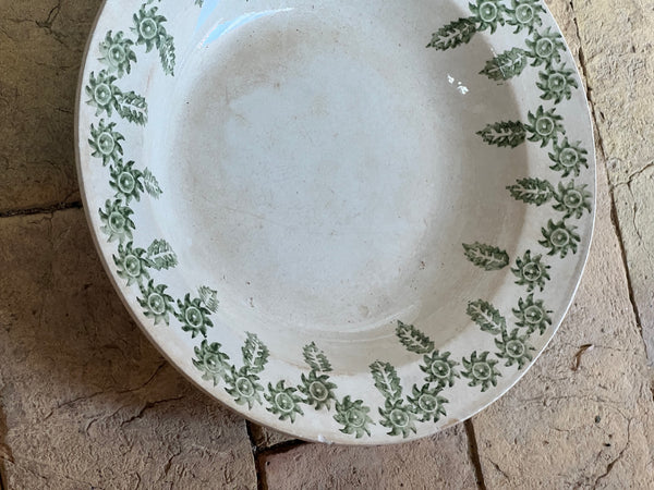 Creil et Montereau Vintage Spongewear Dish