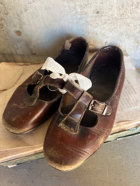 Vintage Children’s Shoes