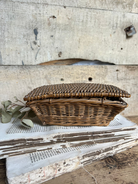 Small Lidded Vintage Basket