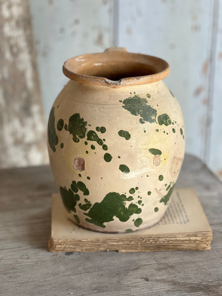 Beautiful Italian Spruzzo Vessel