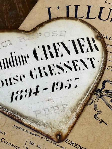 Vintage French Rustic Memorial Heart