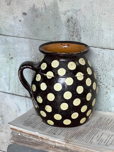Stunning Spotted Black Pot