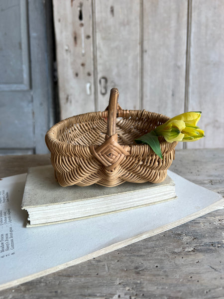 Small Vintage Handled Basket