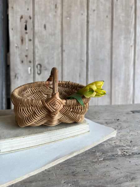 Small Vintage Handled Basket