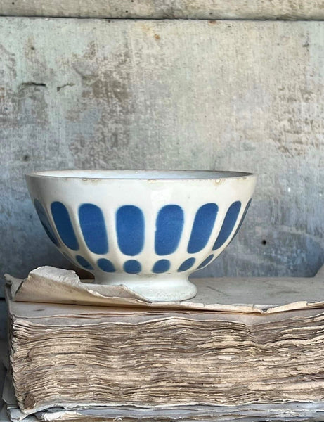 Blue Detail Cafe au Lait bowl