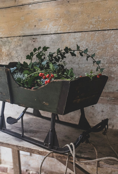 Antique Green Sleigh