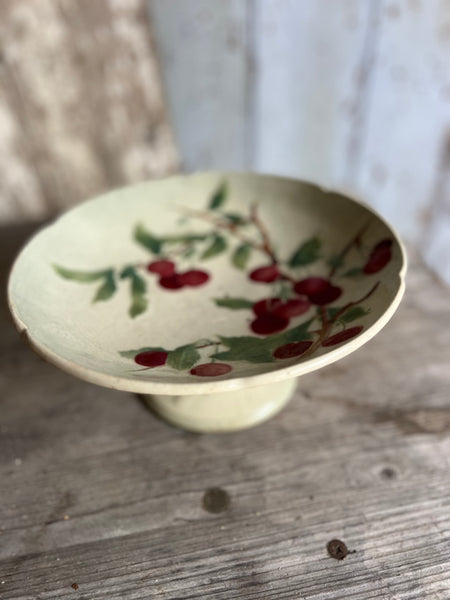 Sweet K&G Cherry Raised Dish