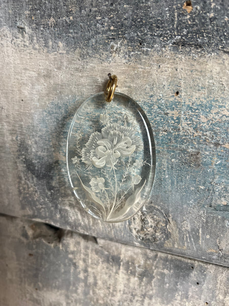 Sweet Vintage Floral Pendent