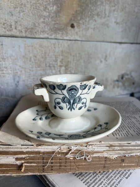 Small Vintage Sauce Dish