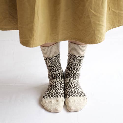 Nishiguchi Kutsushita Wool Jacquard Socks - Oatmeal