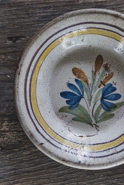 Antique Cul Noir Dish