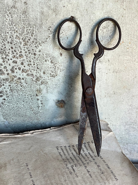 Sweet Vintage Scissors