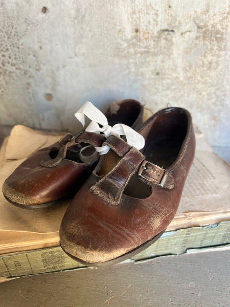 Vintage Children’s Shoes