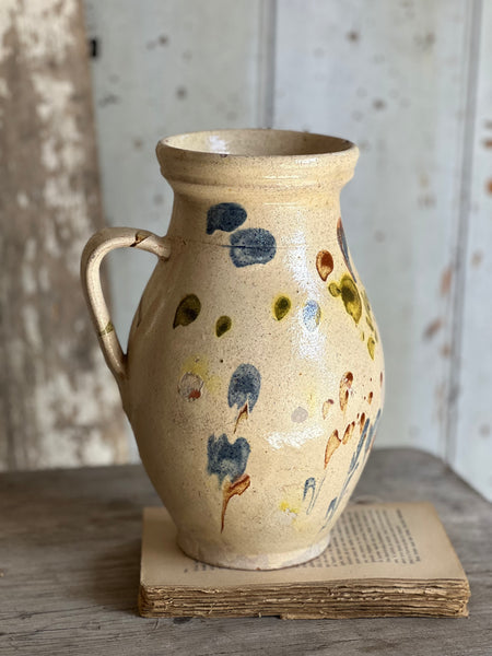 Beautiful Italian Spruzzo Vessel