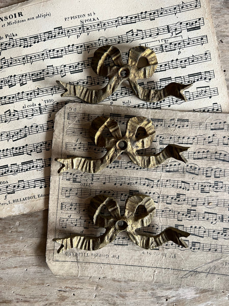 Sweet Vintage Brass Bows