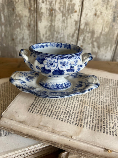 Stunning Small Vintage Sauce Dish