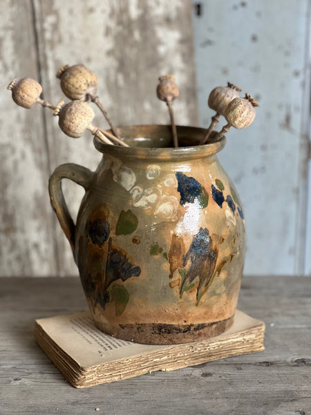 Beautiful Italian Spruzzo Vessel