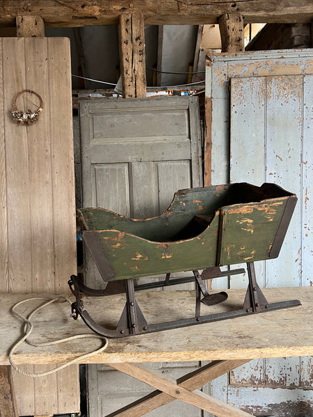 Antique Green Sleigh