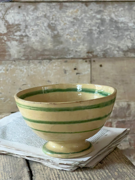 Antique Provençal Cafe au Lait Bowl