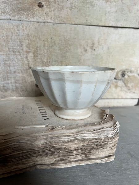 Small Vintage Cafe Au Lait