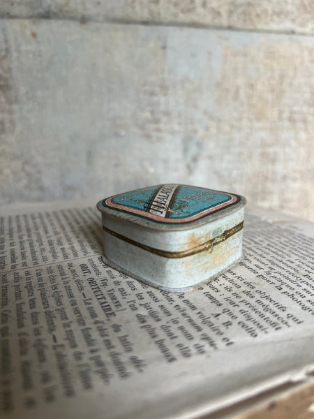 Vintage French Cosmetic Box