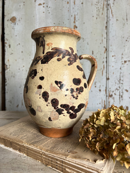 Stunning marbled Pot