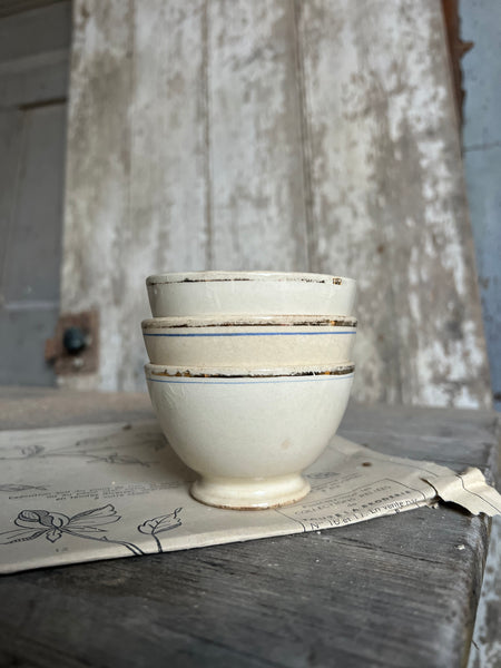 Small Vintage Cafe Au Lait