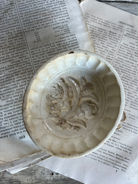 Mini Wedgewood Antique Mould